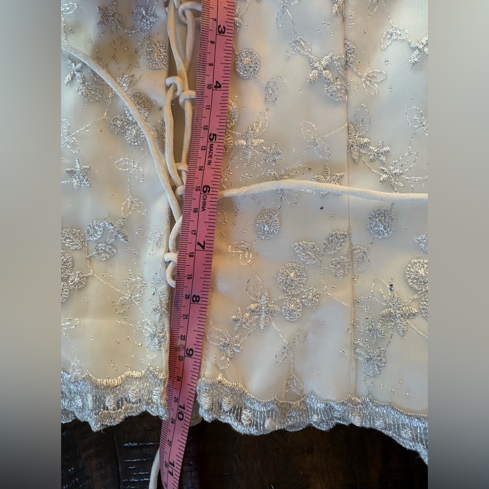 Vintage Blondie Nights White & Silver Lace Embroidered Corset Top, Size 5 - Picture 8 of 9